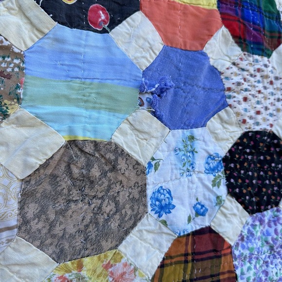 Vintage Hand Pieced Snowball Quilt Hand Sewn Multicolor Floral 82 X 72 Flaws - Picture 3 of 12